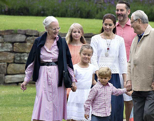 Ratu Denmark Margarethe Akan Sumbang Permainan Lego untuk Anak di RPTRA